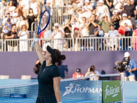 Imagini uimitoare cu Bianca Andreescu și Stefanos Tsitsipas: ce a surprins-o pe jucătorul grec.