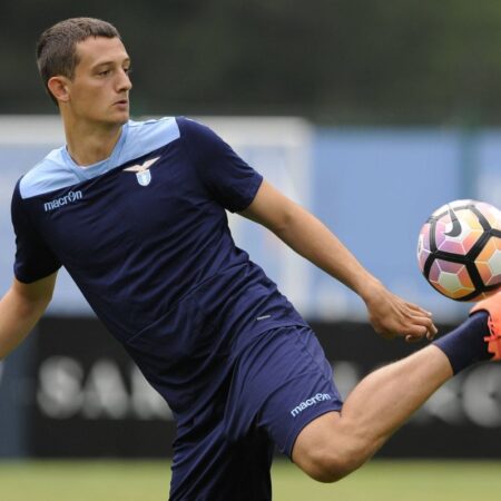Formația din Superligă l-a prezentat oficial pe fostul fotbalist de la Lazio