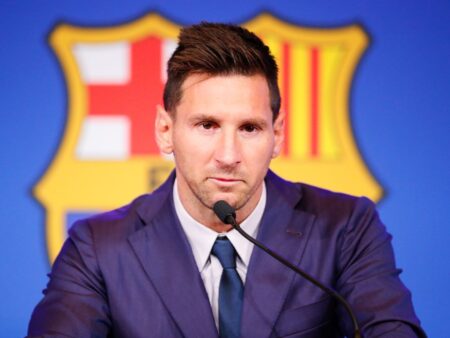 Catalanii sărbătoresc! Barcelona se pregătește de revenirea lui Lionel Messi pe noul Camp Nou.