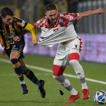Strănepotul dictatorului va juca în Serie A » Gestul interzis al suporterilor la primul său gol!