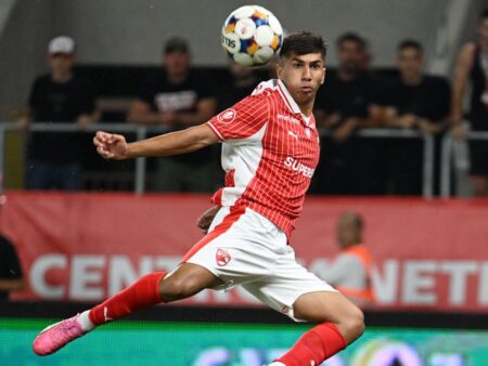 Oțelul – Dinamo, TRANSMISIE LIVE pe Sport.ro de la 21:30! Ambele echipe caută prima victorie în campionat.