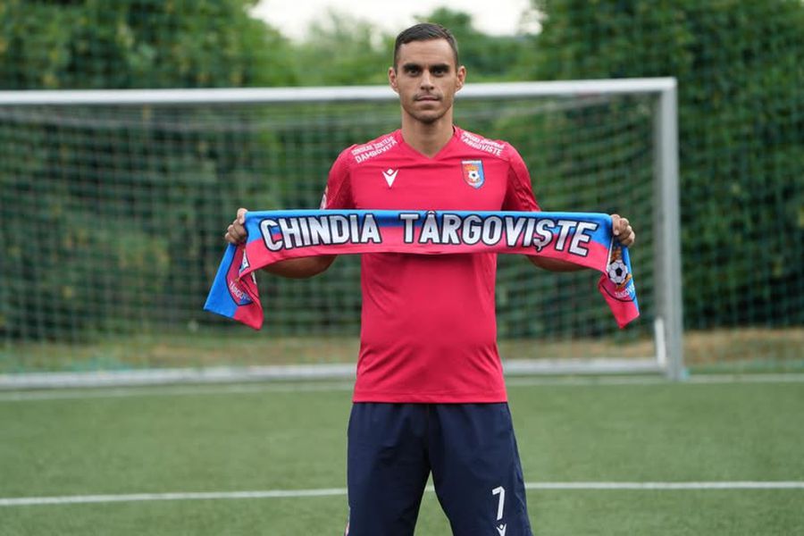 Ivan Pesici, prezentat oficial la Chindia Târgoviște Ivan Pesic, revenire spectaculoasă în fotbalul românesc