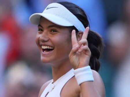 Emma Răducanu, reacție entuziastă la aflarea confruntării cu Sabalenka: britanica a învins campioana de la Wimbledon din urmă cu doi ani