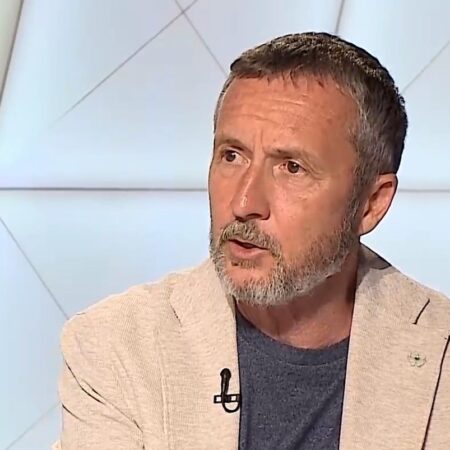 „M-a surprins când l-a criticat”