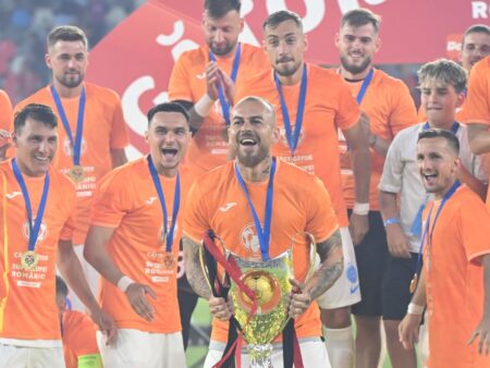 Imagini pline de bucurie pe Ghencea! FCSB a câștigat trofeul Supercupei României.