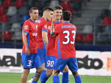 Echipa de start a FCSB pentru meciul cu Petrolul: Surprize în atacul campioanei!
