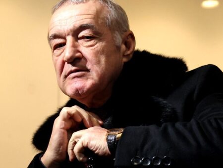 N-au avut discuții! Ce modificări a realizat FCSB la pauză în returul cu Inter Club d’Escaldes.