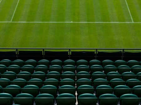Un american și un rus au intensificat competiția la Wimbledon. Cine este jucătorul care îl va înfrunta pe Alcaraz în semifinală?