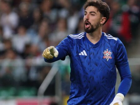 Duelul românesc Aktobe – Legia Varșovia: Andrei Vlad, Vătăjelu și Edi Iordănescu în centrul atenției.