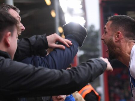Ultimul gol al unui român în Premier League: a marcat la prima atingere a mingii.
