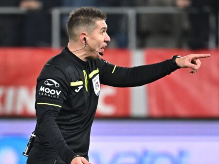 Ce meci din Europa a condus în premieră Szabolcs Kovacs și câte cartonașe a arătat la debutul său ca arbitru central român