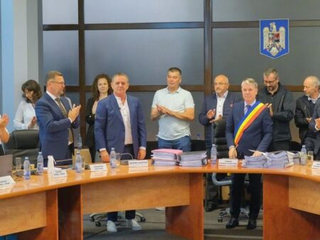 Marius Lăcătuș a fost numit cetățean de onoare!