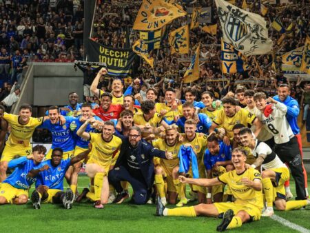 Dispare Parma! Fotbalistul român a primit patru oferte, anunță italienii.