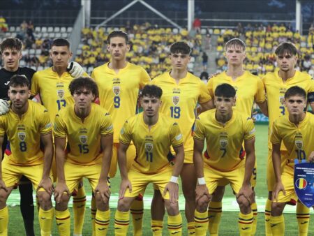 Iată o variantă a titlului reformulat:

„Jucătorii din naționala României U19 care ar putea obține transferuri semnificative! Scouterii europeni i-au observat.”