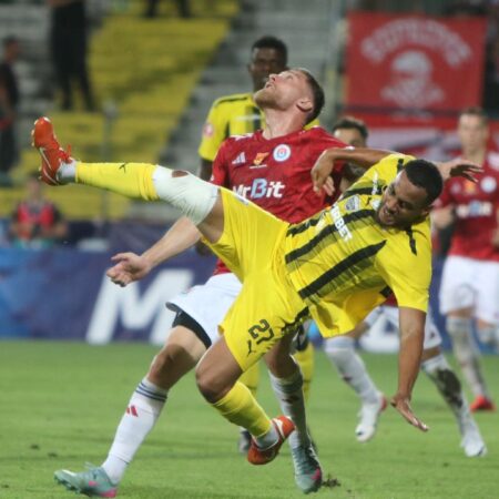 Dinamo nu se califică în play-off. A suferit prea multe schimbări.