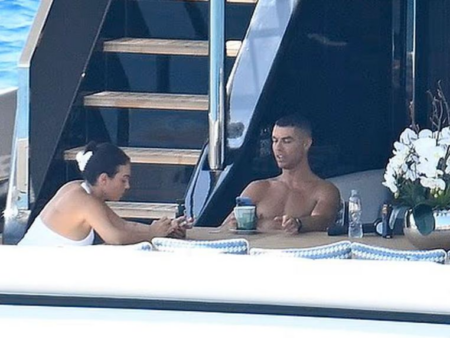 Imagini surprinse! Ce făcea Cristiano Ronaldo în ziua înmormântării lui Diogo Jota