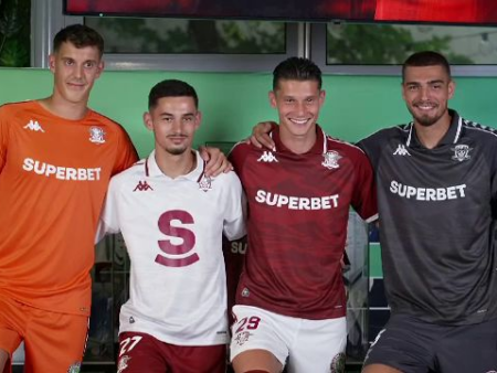 Rapid București a dezvăluit noul său echipament! Cine a avut onoarea?