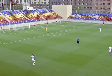 Nici măcar gratis nu s-au dus să o vadă pe FCSB! Imagine dezolantă în Andorra, cu tribunile goale la returul din Liga Campionilor