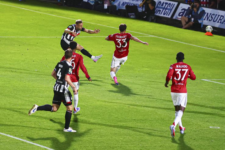 Grimsby - Manchester United, în imagini