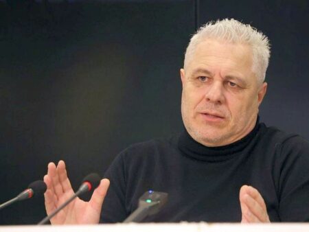 Șumudică l-a criticat pe jucătorul de la FCSB: „Ce vrei să dovedești?” + Sfat pentru Charalambous: „Am mai multă experiență ca antrenor”