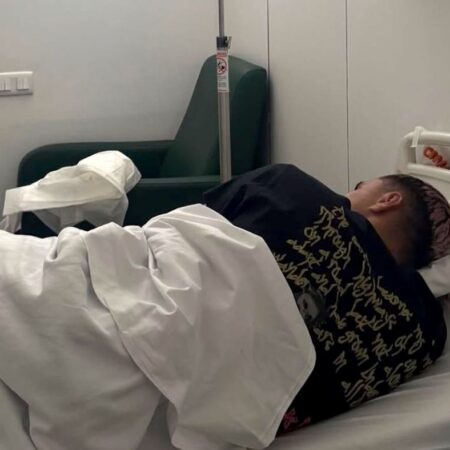 „A descoperit că are fractură și s-a internat singur într-un spital din Barcelona! Soția a făcut anunțul, iar șefii clubului nu aveau habar!”