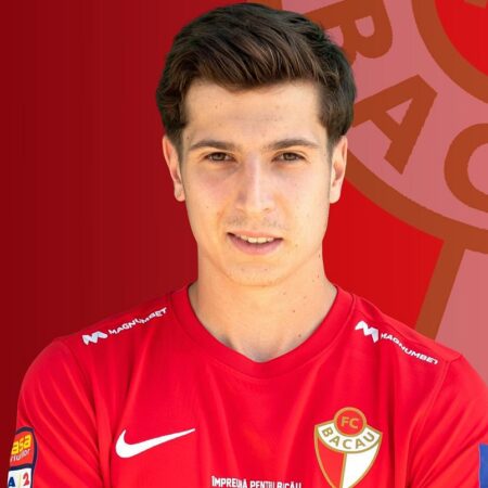 Au achiziționat mijlocașul format la FCSB și fundașul cu 31 de apariții în Superligă.