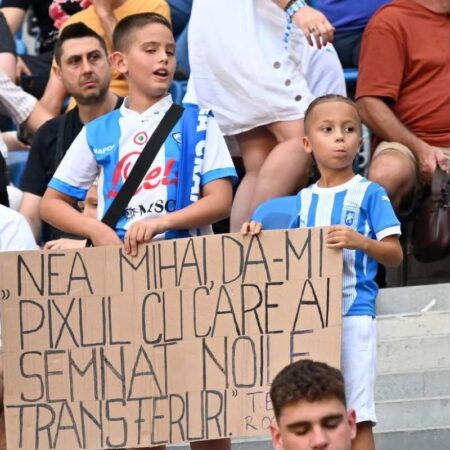 „Nea Mihai, împrumută-mi pixul cu care ai semnat transferurile recente”