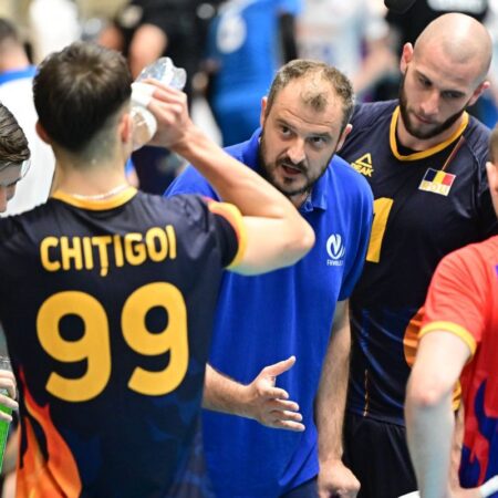 Cu o lună înainte de Campionatul Mondial, naționala de volei masculin a României desfășoară un stagiu de pregătire în Filipine » Lotul și programul tricolorilor