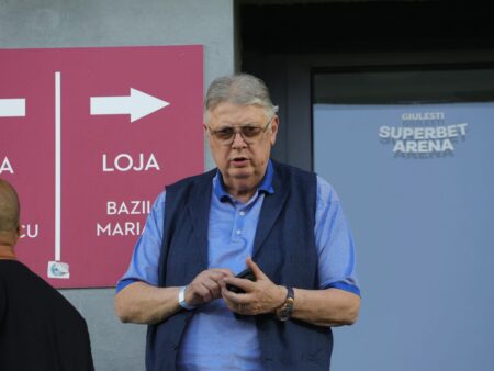 „Am câteva informații despre el pe care aș putea să le fac publice. Nu sunt un prădător.”
