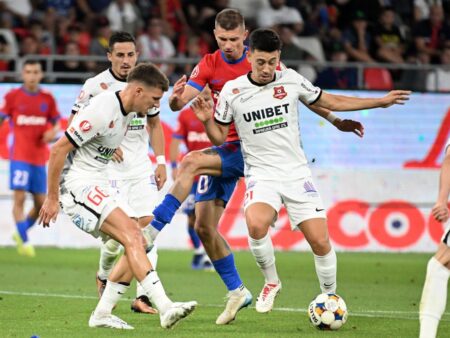 „A contactat fotbalistul”
