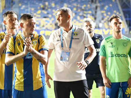 Ciobotariu și Gicu Grozav au ajuns la un consens după meciul cu Petrolul