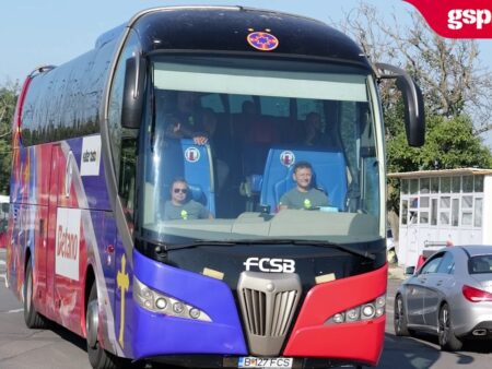 FCSB a plecat astăzi din aeroportul Băneasa spre Scoția pentru meciul tur cu Aberdeen.