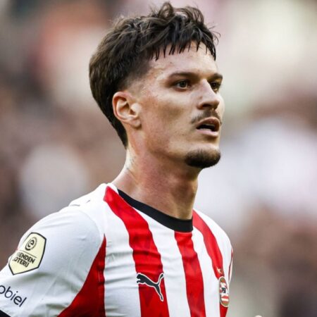 Dennis Man, pe teren într-un dezastru istoric pentru PSV. O situație neîntâlnită de 57 de ani.