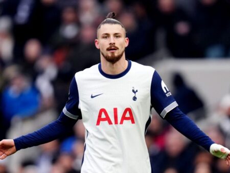 Antrenorul lui Tottenham a discutat despre întoarcerea lui Drăgușin! Cât timp va mai aștepta românul?