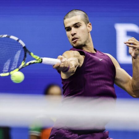 Luptând cu amintirile dureroase din 2024, Carlos Alcaraz a avansat spectaculos în turul 3 la US Open