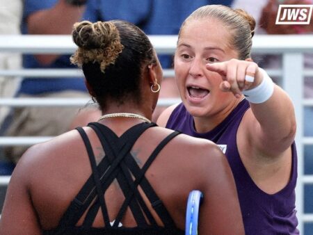 Conflict intens la fileu cu Jelena Ostapenko în prim-plan » Adversara: „Am material pentru TikTok”
