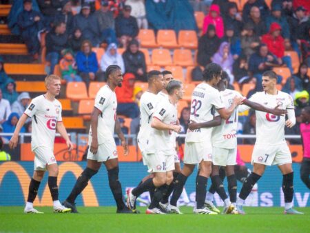 Le-au demolat pe teren! La pauză era 0-0, incredibil ce a urmat după aceea.