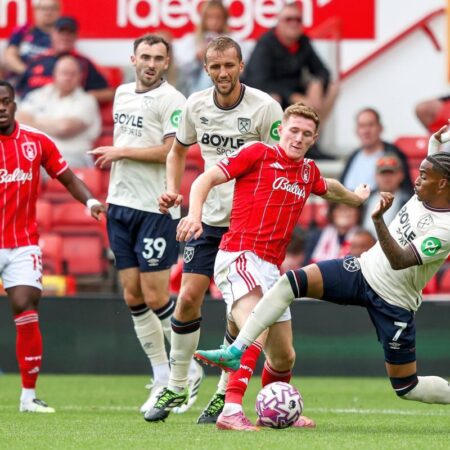 „Ciocănarii” i-au „umilit” pe cei de la Nottingham Forest » Nuno Espírito Santo, tot mai aproape de demitere