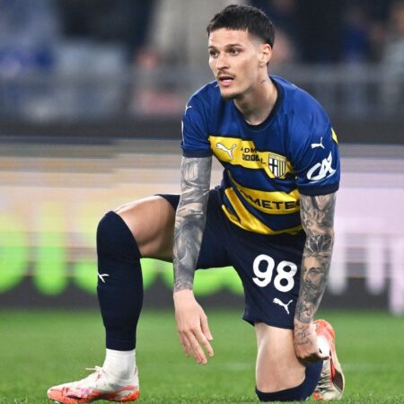Cluburile au convenit asupra transferului lui Dennis Man » Parma va primi 9 milioane de euro