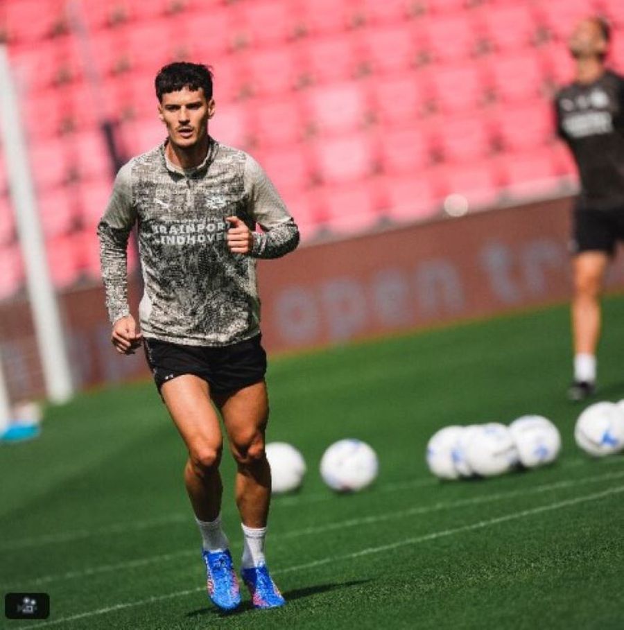 Dennis Man, aproape de debutul la PSV! » Ce spune antrenorul Peter Bosz: „Am câștigat o «armă» nouă!”