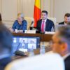 13 dintre ele contestă transparența