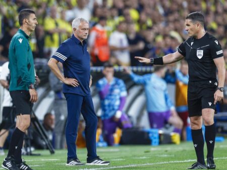 Istvan Kovacs a arbitrat meciul spectaculos al serii în preliminariile Ligii: 7 goluri în partida Fenerbahce