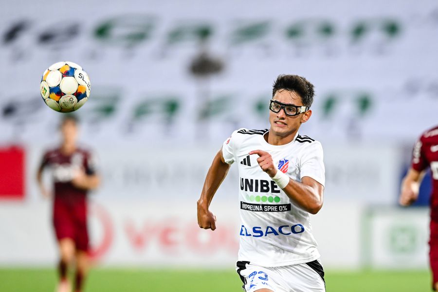 Narcis Ilaș e titular la FC Botoșani.