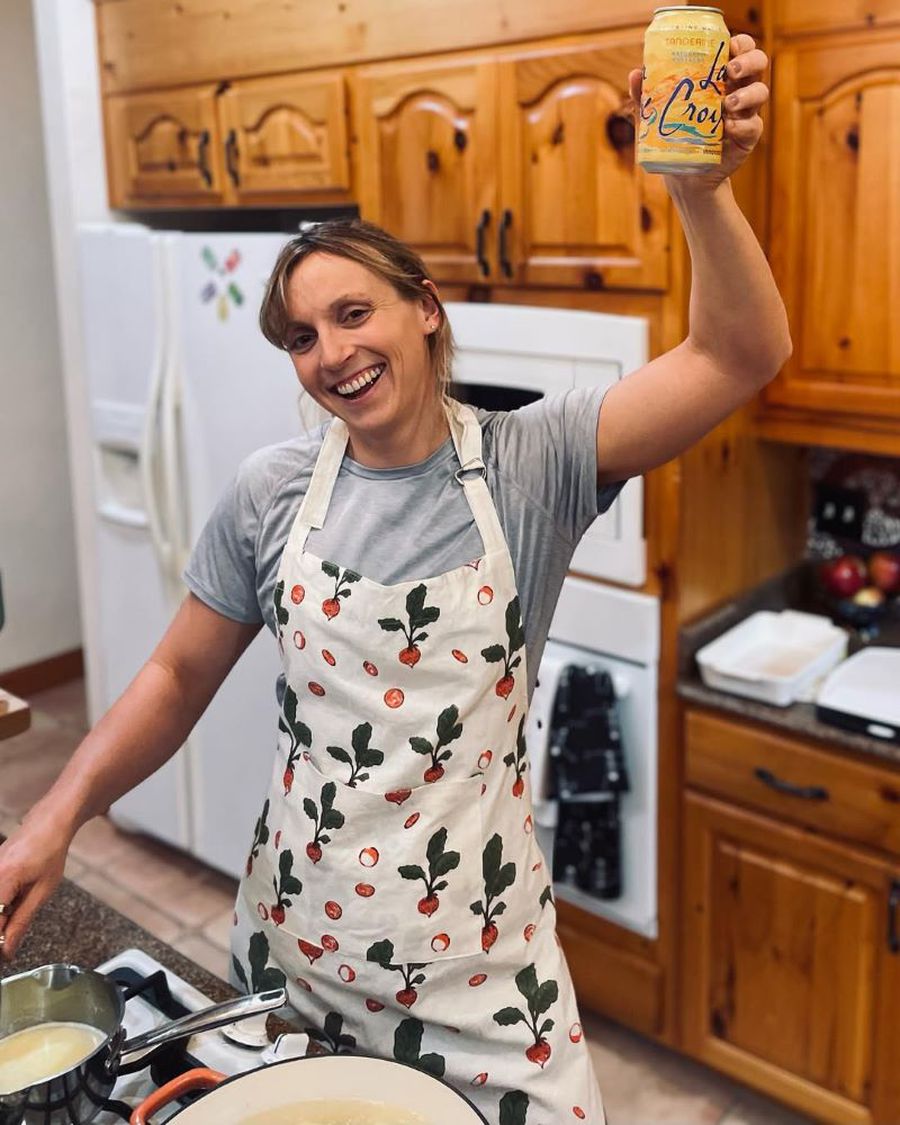 Katie Ledecky în bucătărie Rutina alimentară a înotătoarei cu 23 de titluri mondiale în palmares: o omletă pe zi, gătită de ea