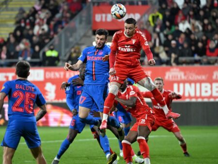 Se oferă gratuit! Liderul din Superligă a declarat că ar transfera clubul, dar sub o condiție.