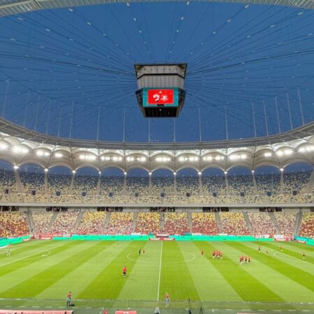 Scandal la Dinamo – Hermannstadt! A fost necesară intervenția stewarzilor.