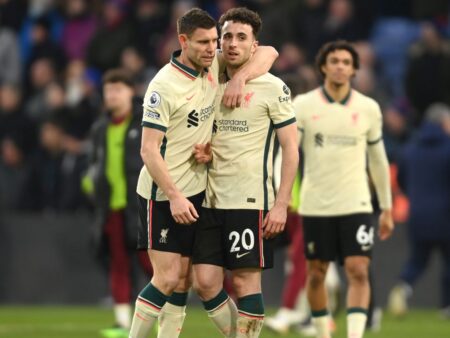 Fostul coleg al lui Diogo Jota la Liverpool, James Milner, va purta numărul 20.
