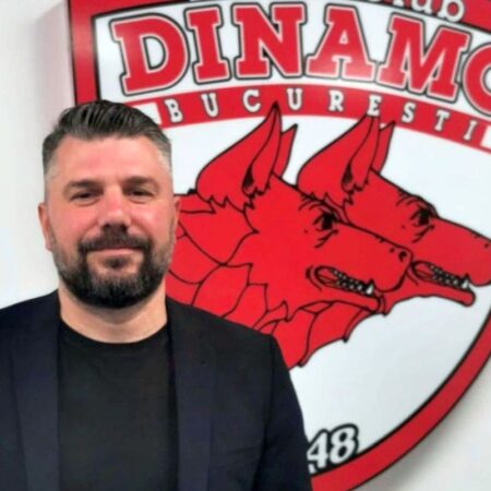 Surpriză! Fostul antrenor de la FCU Craiova a semnat cu Dinamo: „Vă invităm să-l urmăriți”