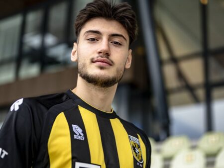 Dinamo își pregătește lovitura verii! „Câinii” fac oferta pentru Adrian Mazilu.