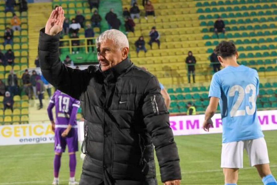 „Joacă fotbal!” » Un nume mare e impresionat de surpriza din Superligă: „Fac treabă și se vede!”
